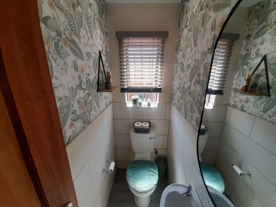 4 Bedroom Property for Sale in Cashan North West